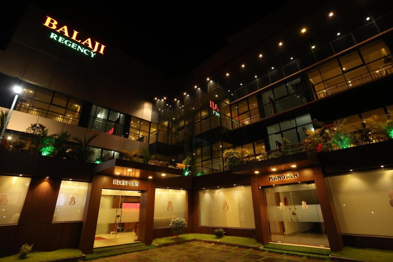 Balaji Regency Kanhangad Kannangad Exterior foto