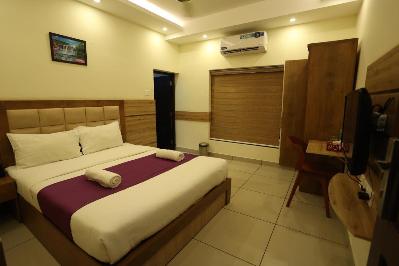 Balaji Regency Kanhangad Kannangad Exterior foto