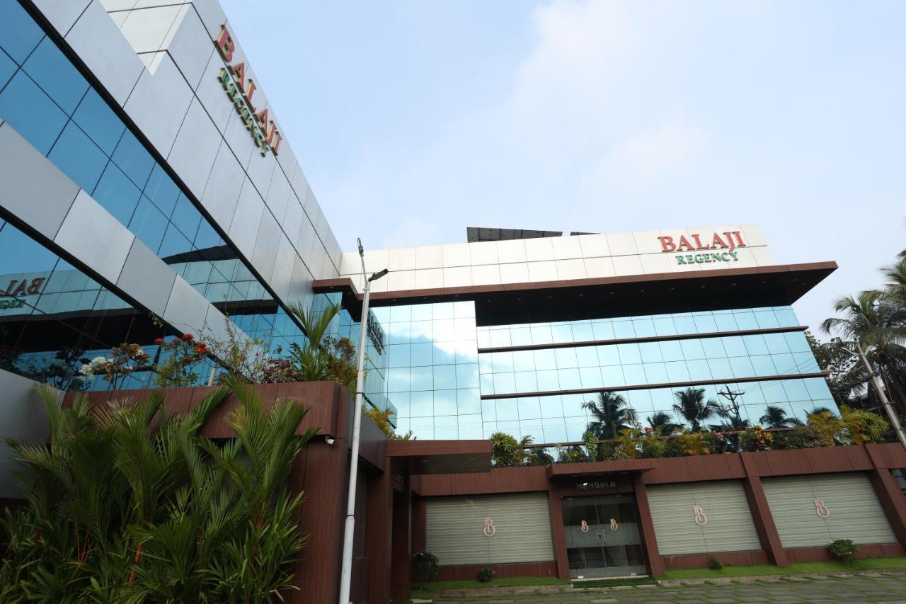 Balaji Regency Kanhangad Kannangad Exterior foto